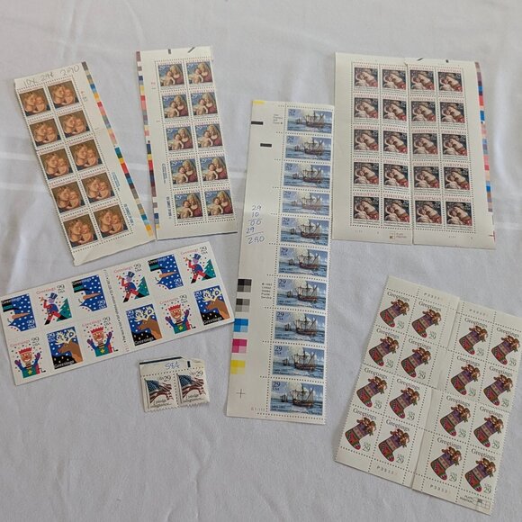 USPS Stamps 29-cent Variety Pack Christmas and Columbus 1993 - Picture 1 of 9